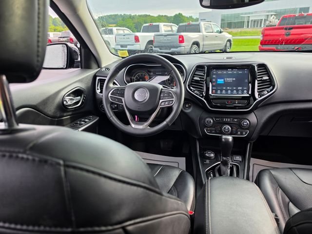 Used 2022 White Jeep Limited image 13