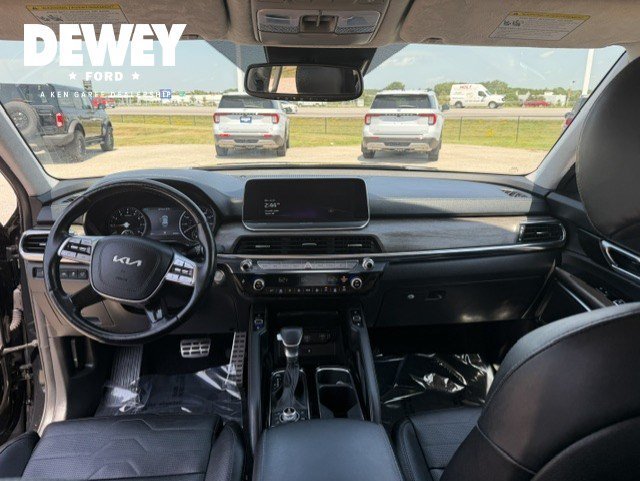 Used 2022 Ebony Black Kia SX image 29