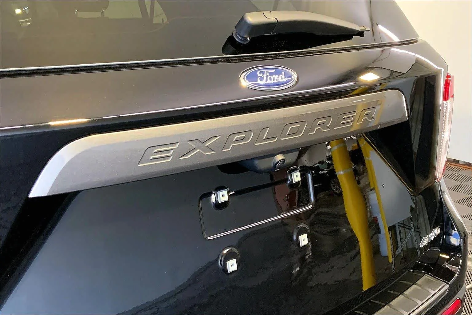 Used 2022 Agate Black Ford XLT image 10
