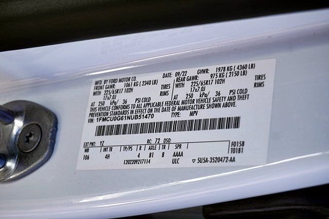 Used 2022 White Ford SE image 31