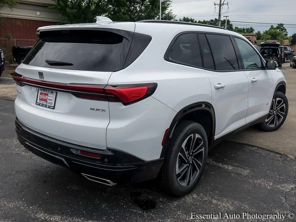 2026 Buick Enclave Sport Touring - Photo 10