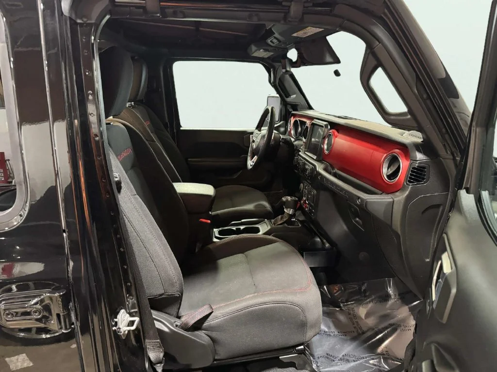 Used 2021 Black Jeep Unlimited Rubicon image 25