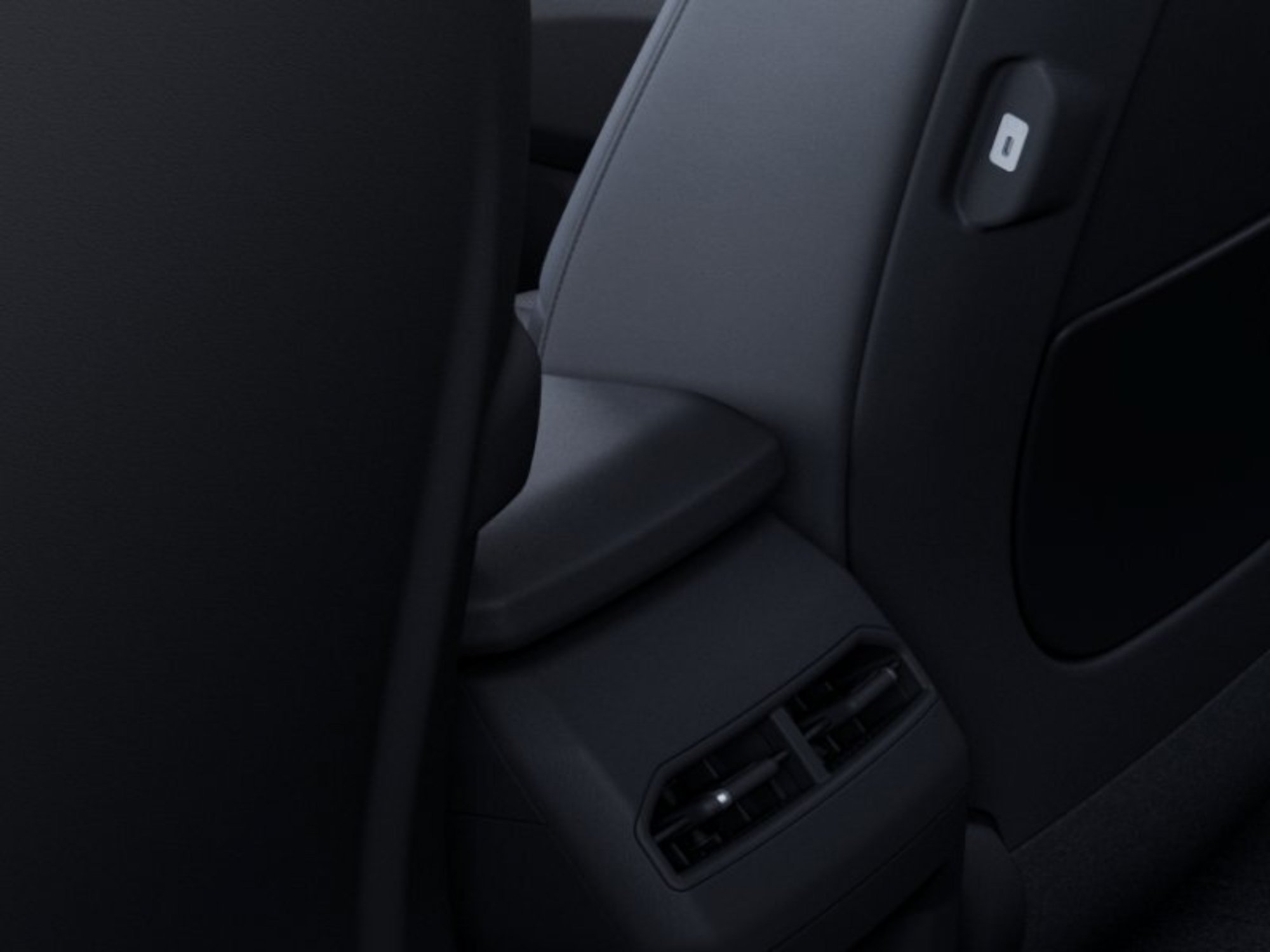 New 2027 Snow White Pearl Kia Wind image 22