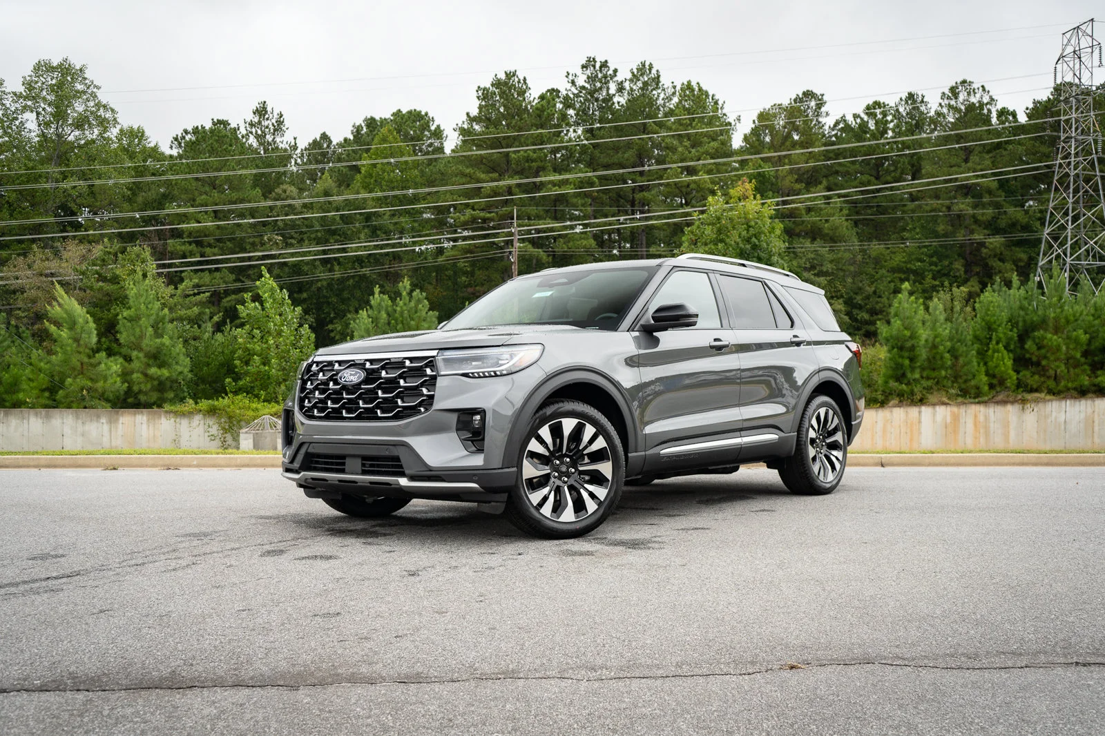 New 2027 Carbonized Gray Metallic Ford Platinum™ image 1