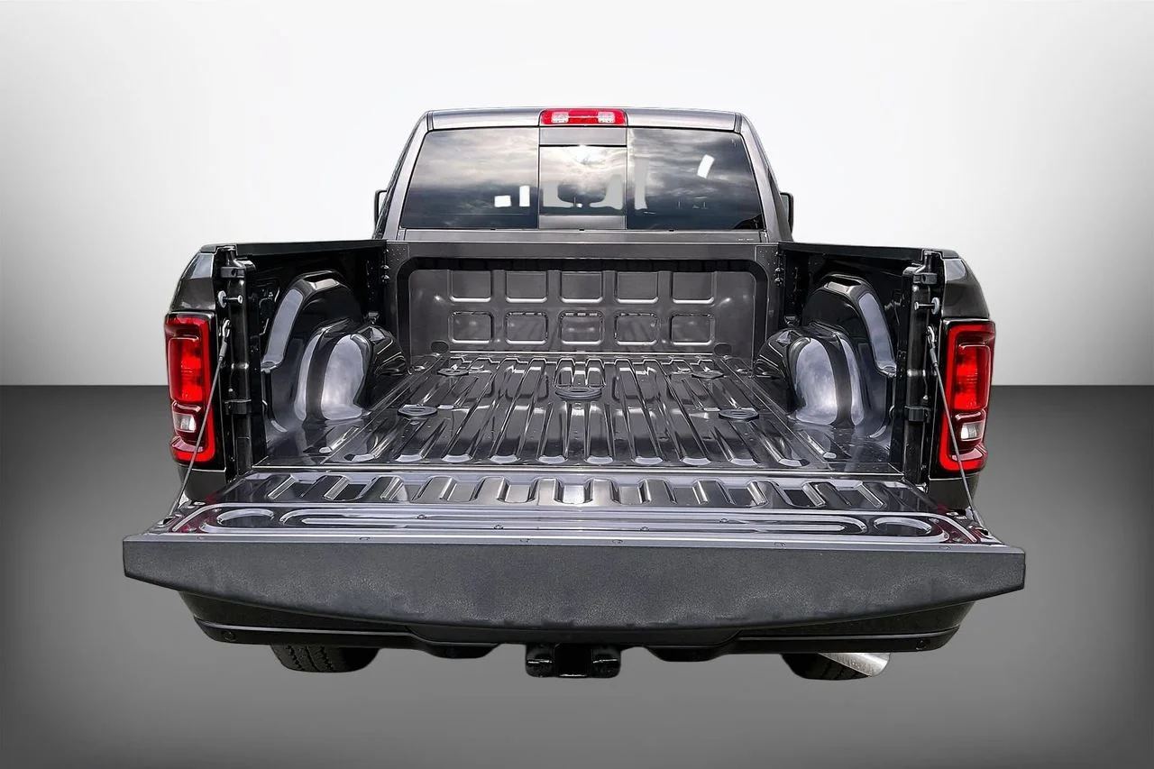 New 2026 Granite Crystal Metallic Clearcoat RAM  image 23