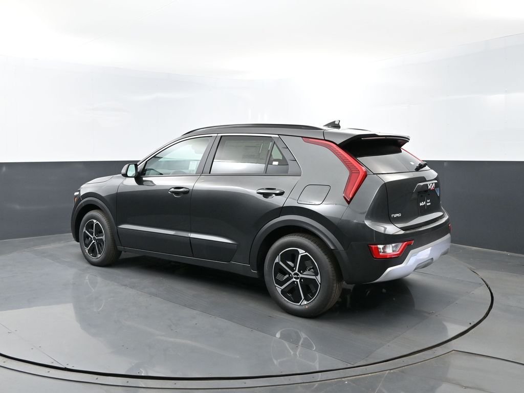 New 2026 Gray Kia LX image 24