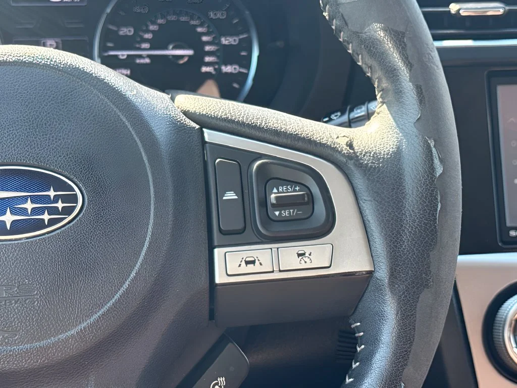 Used 2017 White Subaru 2.5i Touring image 15