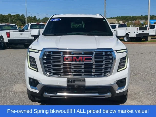 Used 2025 White GMC Denali image 16