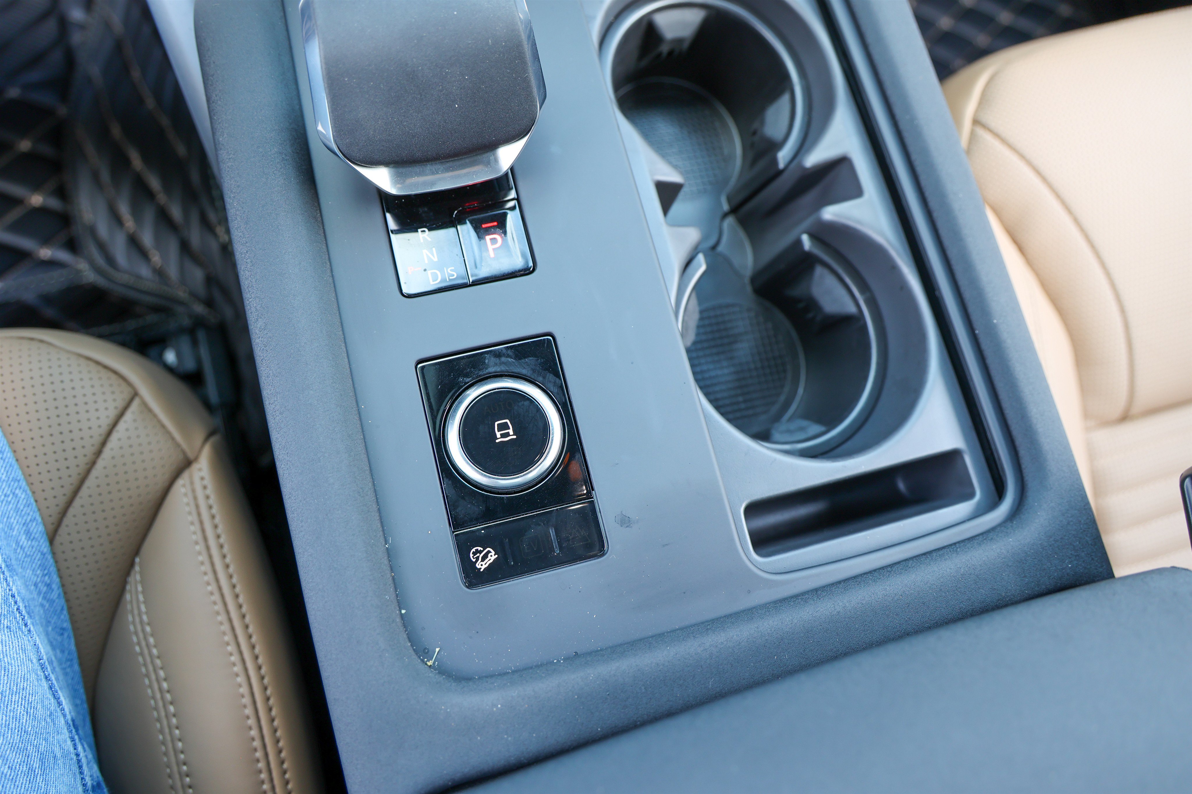 Used 2026 Maroon Land Rover Gemini Edition image 24