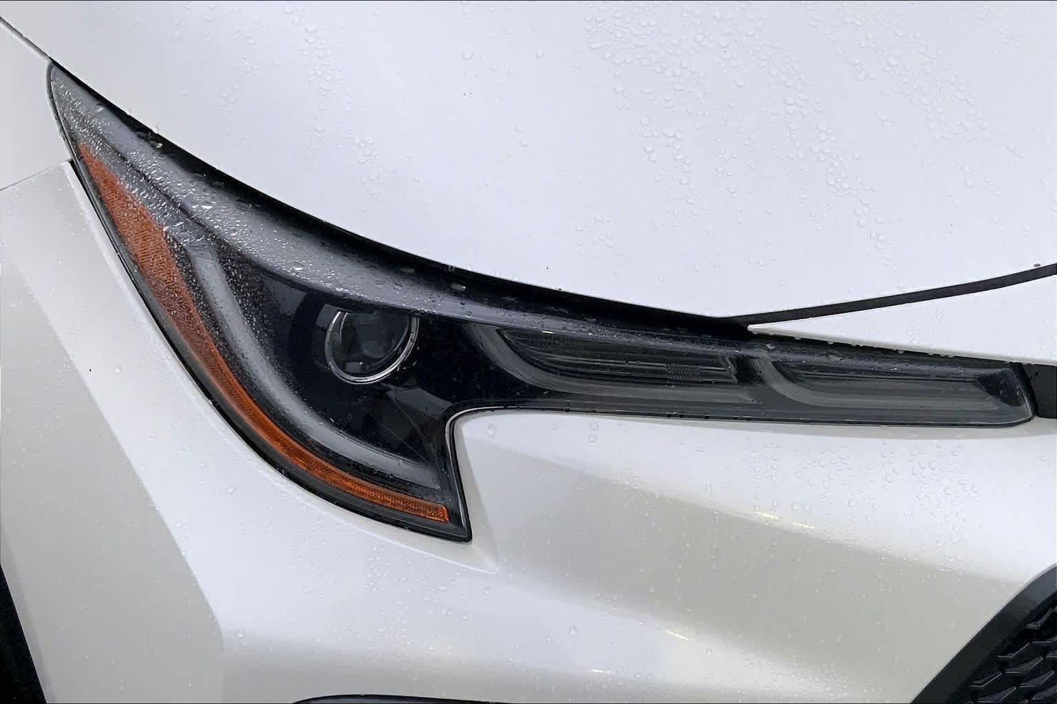 Used 2020 Super White Toyota SE image 25
