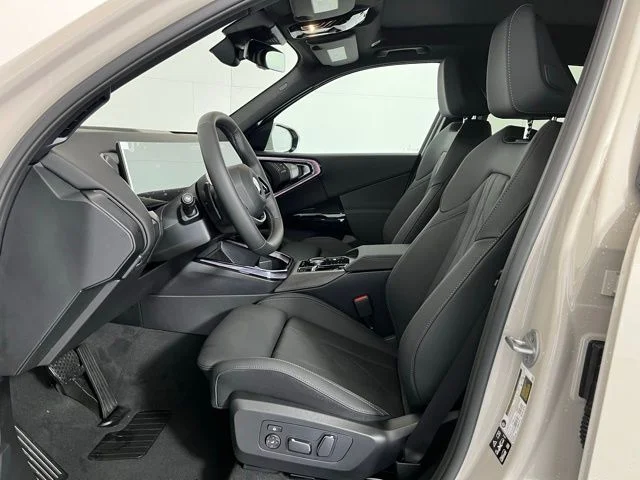 Used 2026 Dune Grey Metallic BMW 30 xDrive image 11
