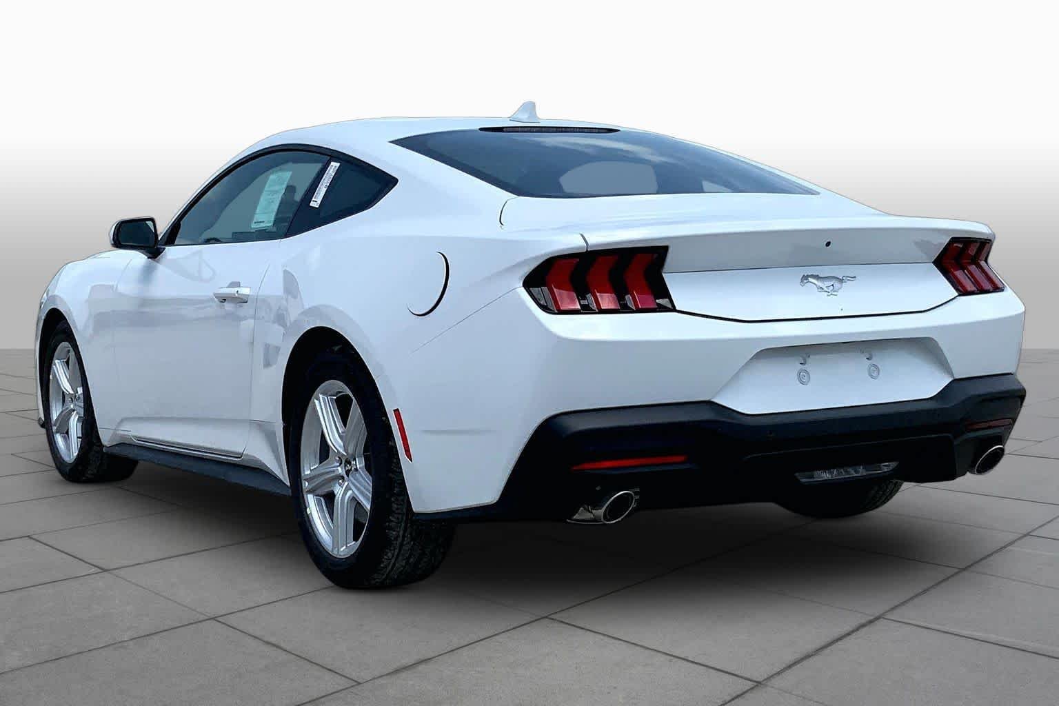 New 2026 Oxford White Ford EcoBoost® Fastback image 9