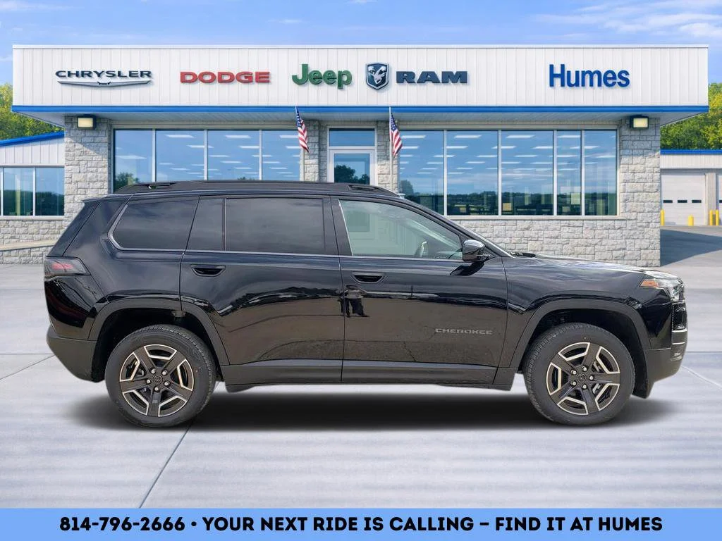 New 2026 Diamond Black Crystal Pearl-Coat Exterior Paint Jeep Laredo image 2