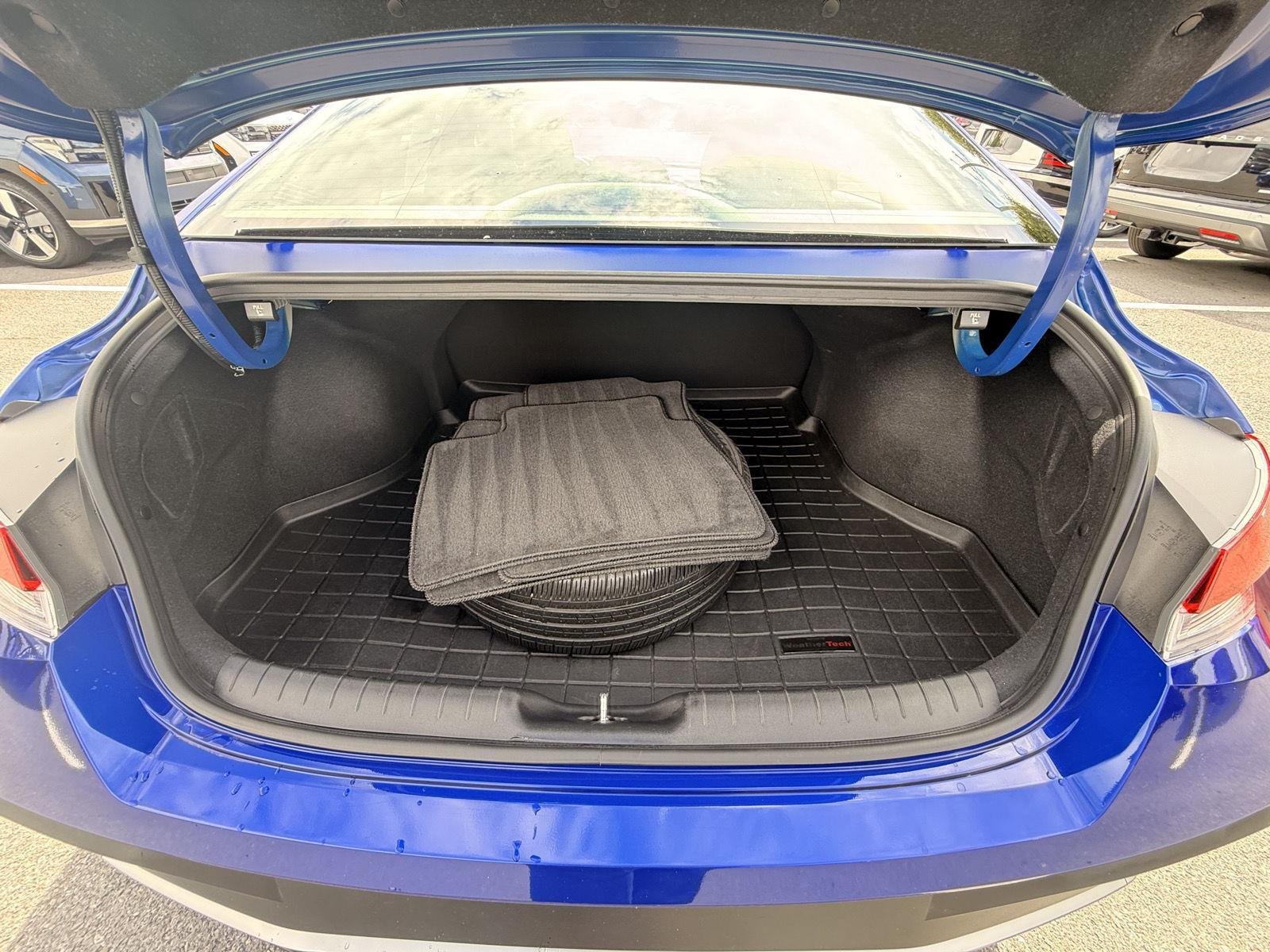 Used 2024 Intense Blue Hyundai SEL image 16