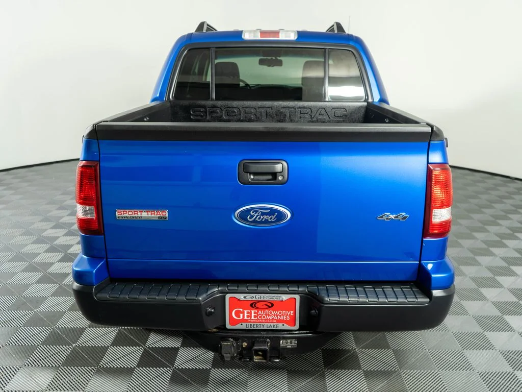Used 2010 Blue Ford XLT image 5