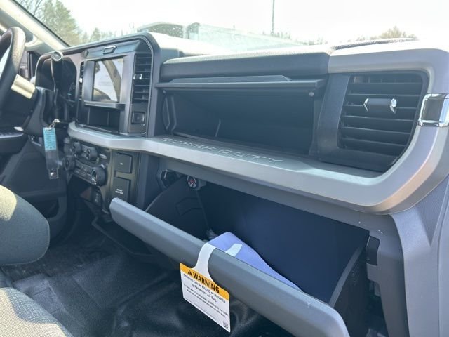 New 2026 White Ford XLT image 14