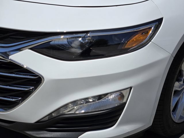 Used 2024 Summit White Chevrolet 1LT image 8