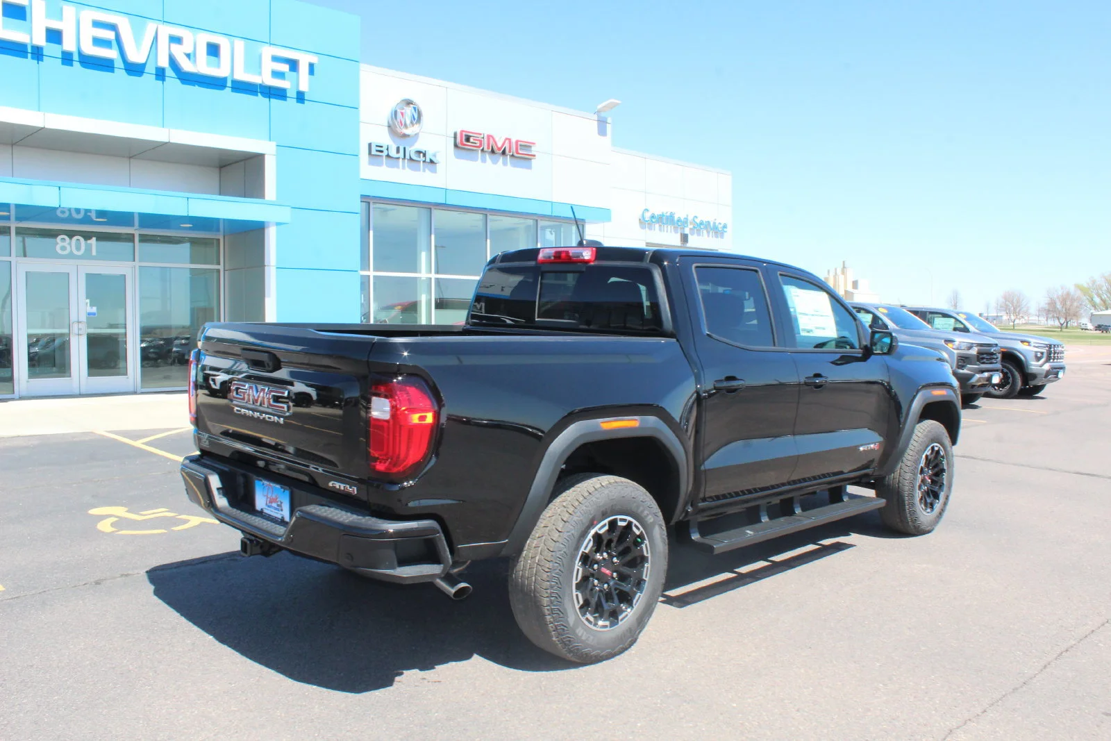 2026 GMC Canyon AT4 - Photo 2