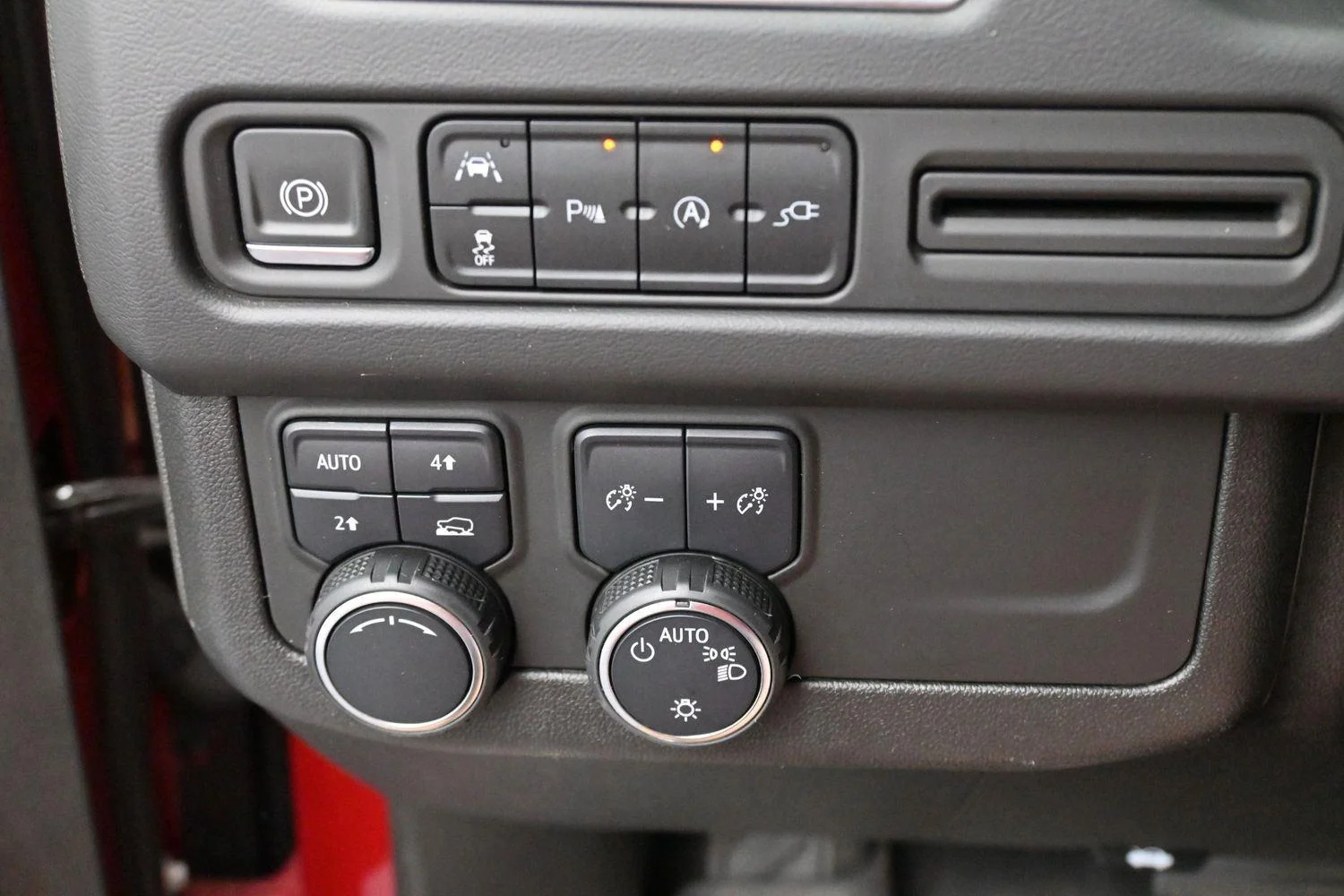Used 2021 CHERRY RED TINTCOAT Chevrolet RST image 22