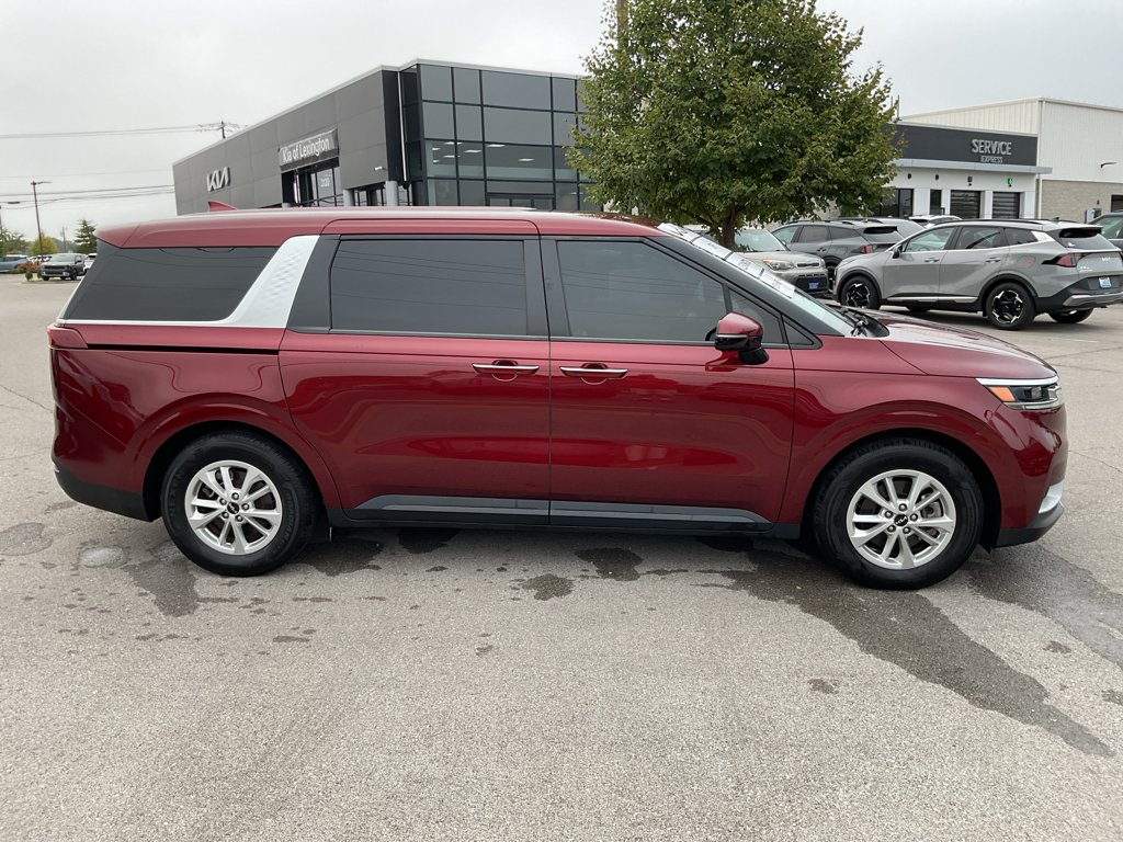 Used 2024 Flare Red Kia LX image 10