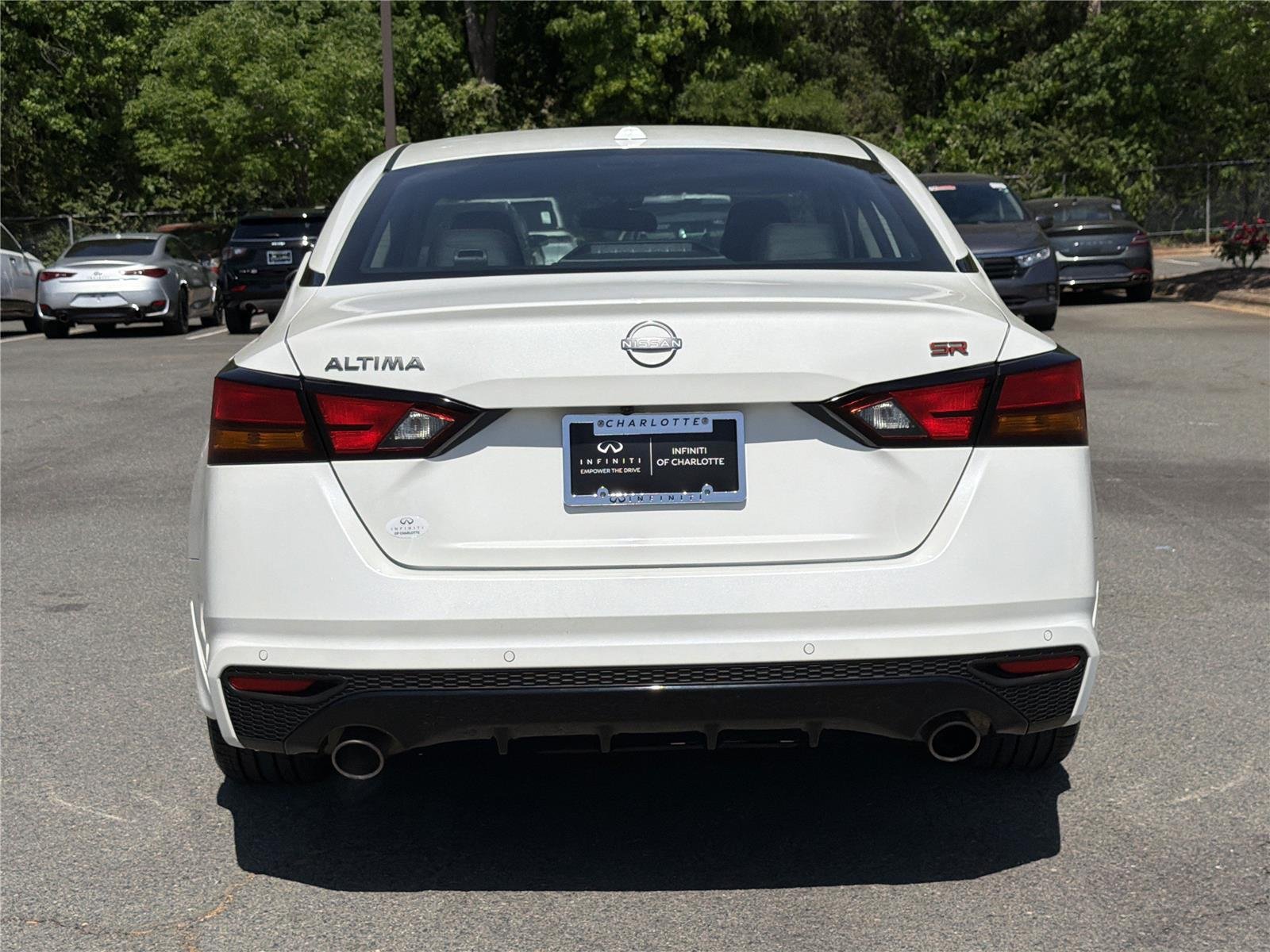 Used 2024 Pearl White Tricoat Nissan 2.5 SR image 26