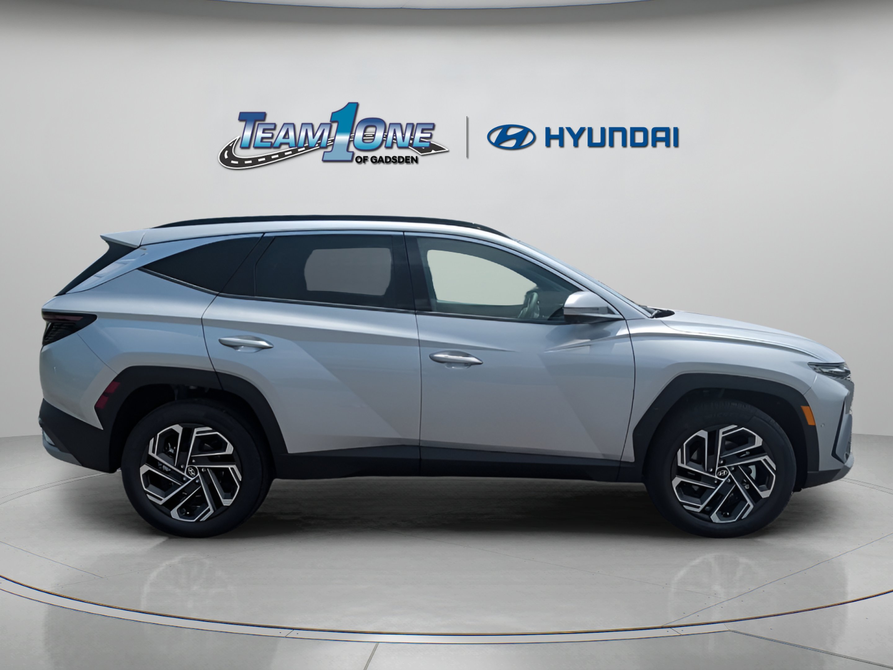 New 2026 Shimmering Silver Hyundai Limited image 9