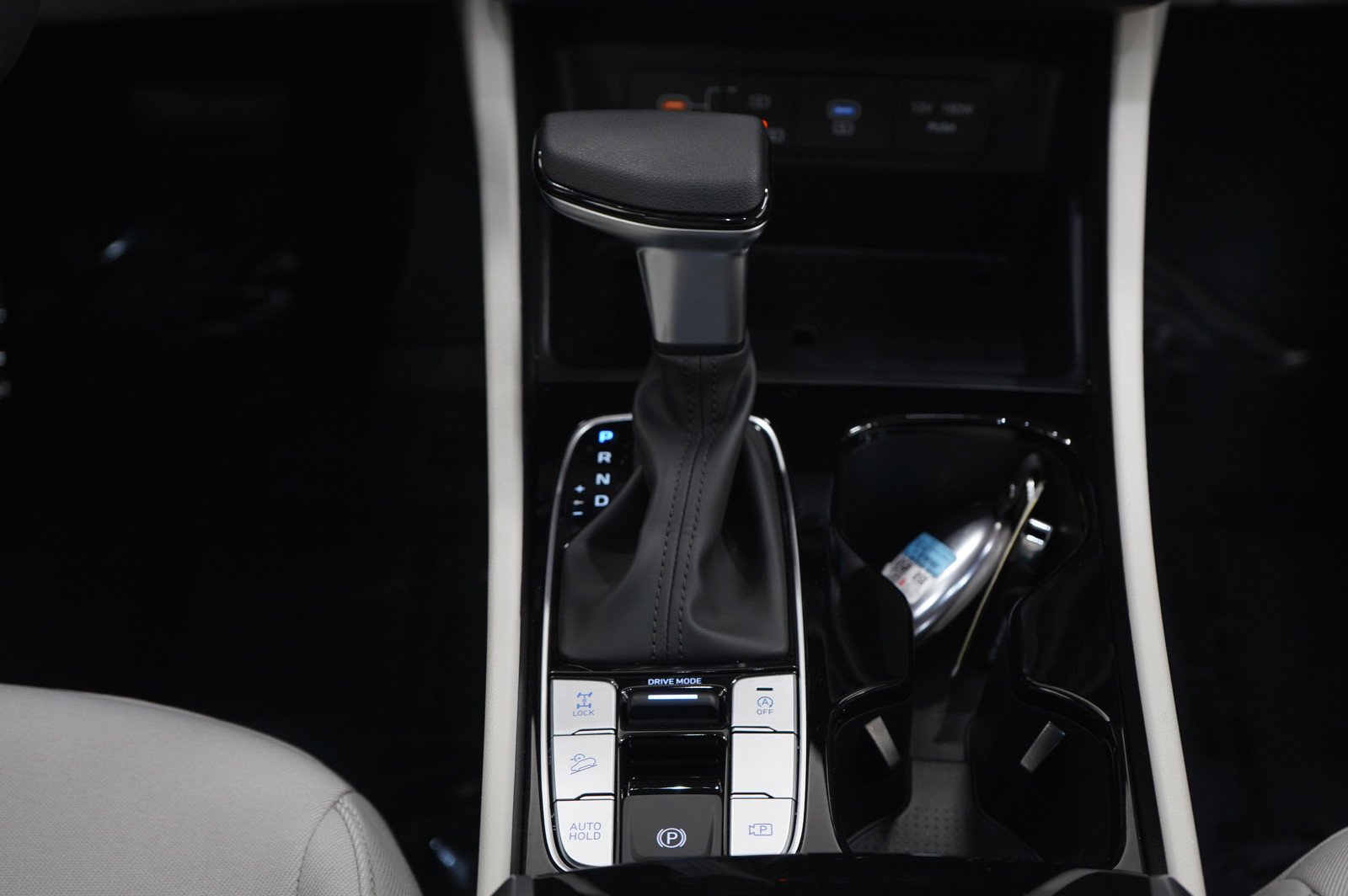 2026 Hyundai Tucson SE - Photo 18