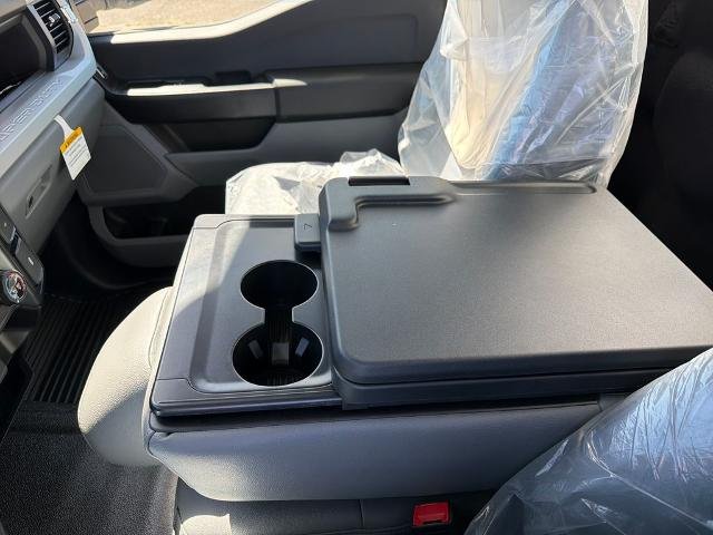 2026 Ford F-350 Super Duty Chassis Cab XL - Photo 48