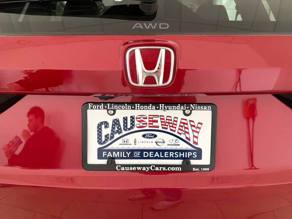 Used 2024 Radiant Red Metallic Honda EX-L image 31