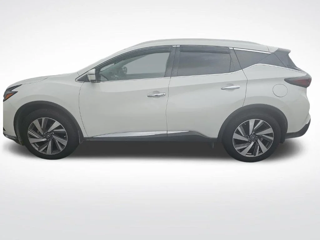 Used 2019 White Nissan SL image 6