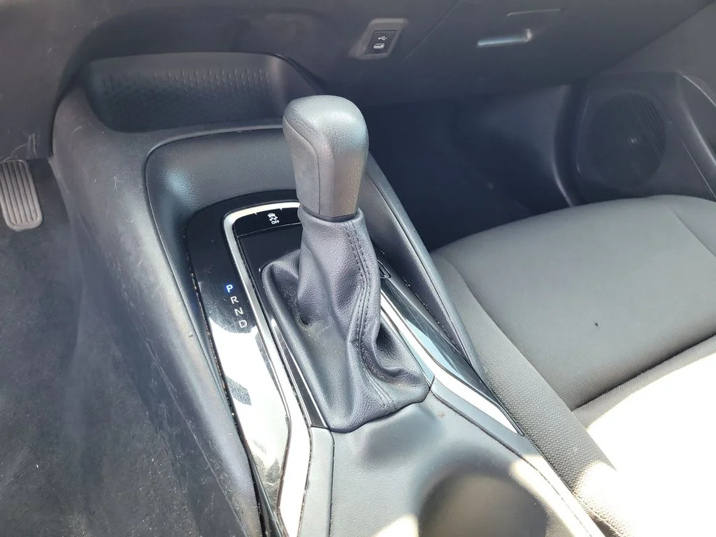Used 2025 White Toyota LE image 37
