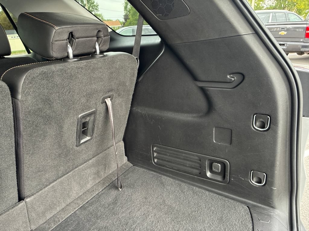 Used 2020 SILVER ICE METALLIC Chevrolet LT Leather image 48