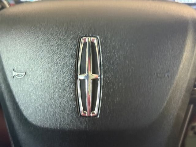 Used 2024 Gray Lincoln Grand Touring image 5
