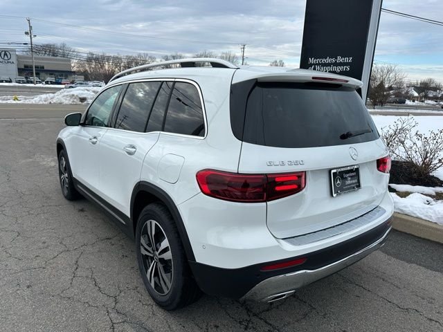 New 2026 Polar White Mercedes-Benz GLB 250 image 3