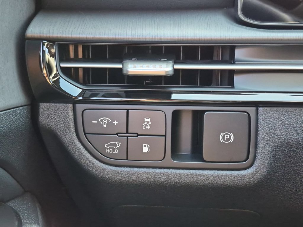 New 2027 Heritage Blue Kia X-Line image 18