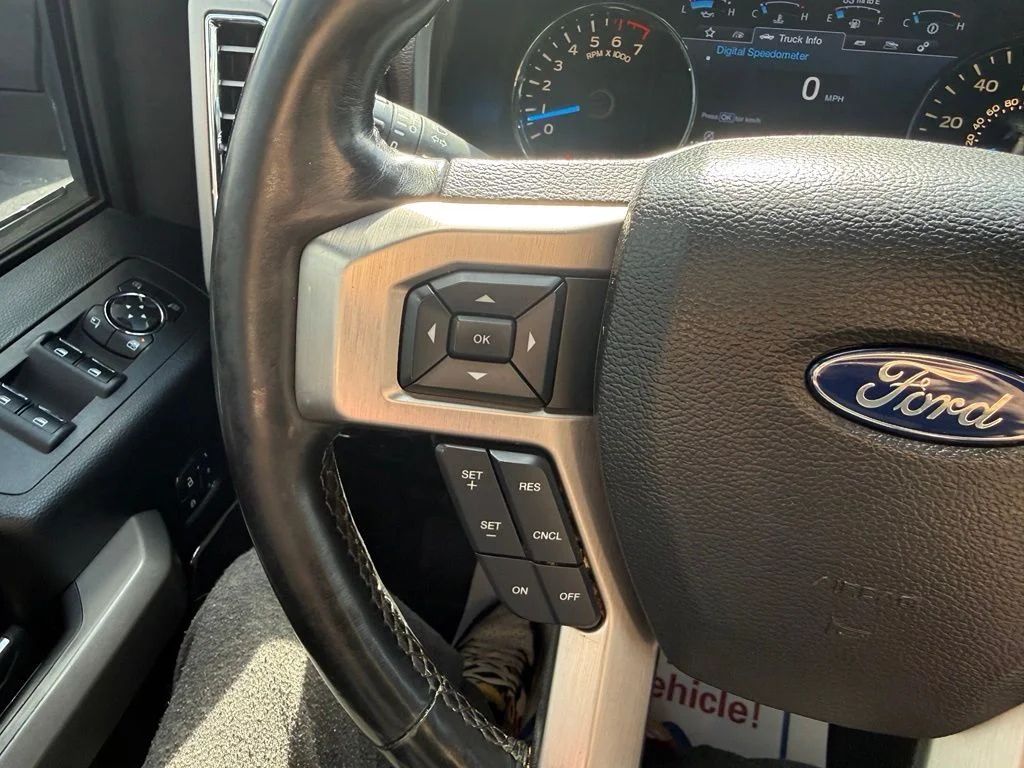 Certified Used 2017 White Platinum Tri-Coat Metallic Ford Platinum image 27