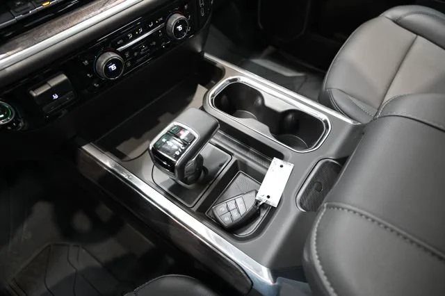 2026 Chevrolet Silverado 1500 LTZ - Photo 20