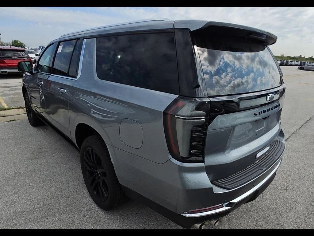 Certified Used 2025 Gray Chevrolet Premier image 6
