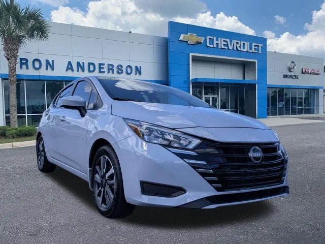 Used 2025 Gray Sky Pearl Nissan SV image 1