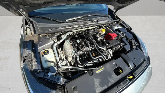 Used 2025 Gray Nissan SR image 32