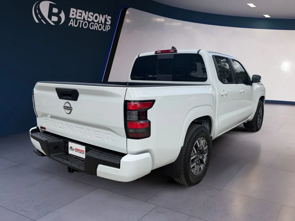 New 2026 White Nissan SV image 5
