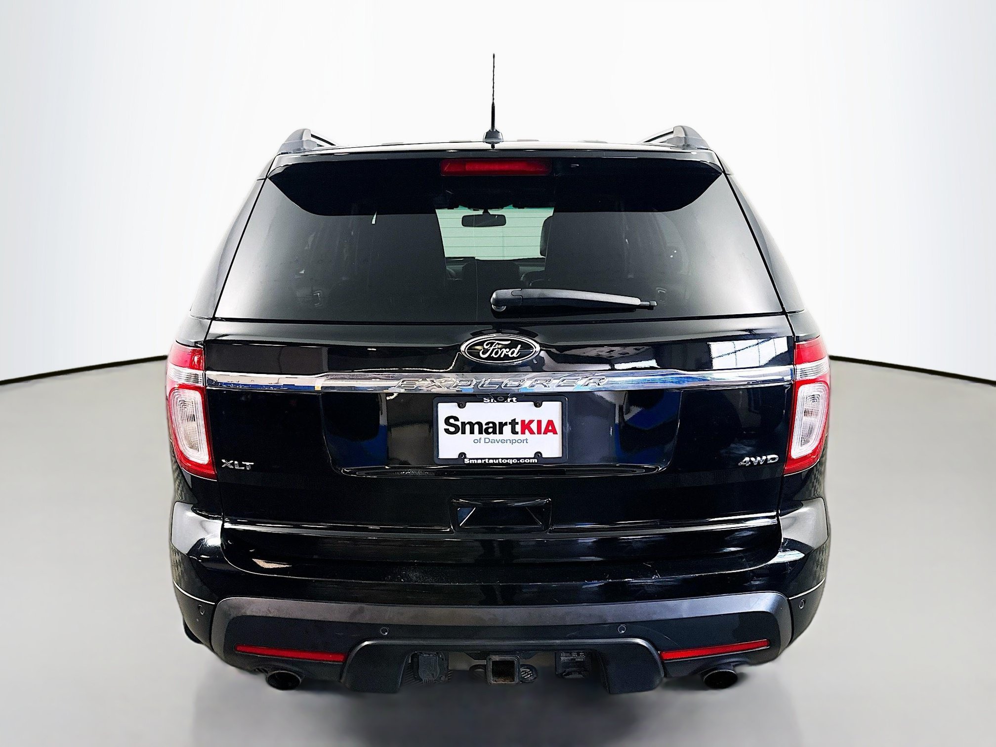 Used 2011 Black Ford XLT image 7