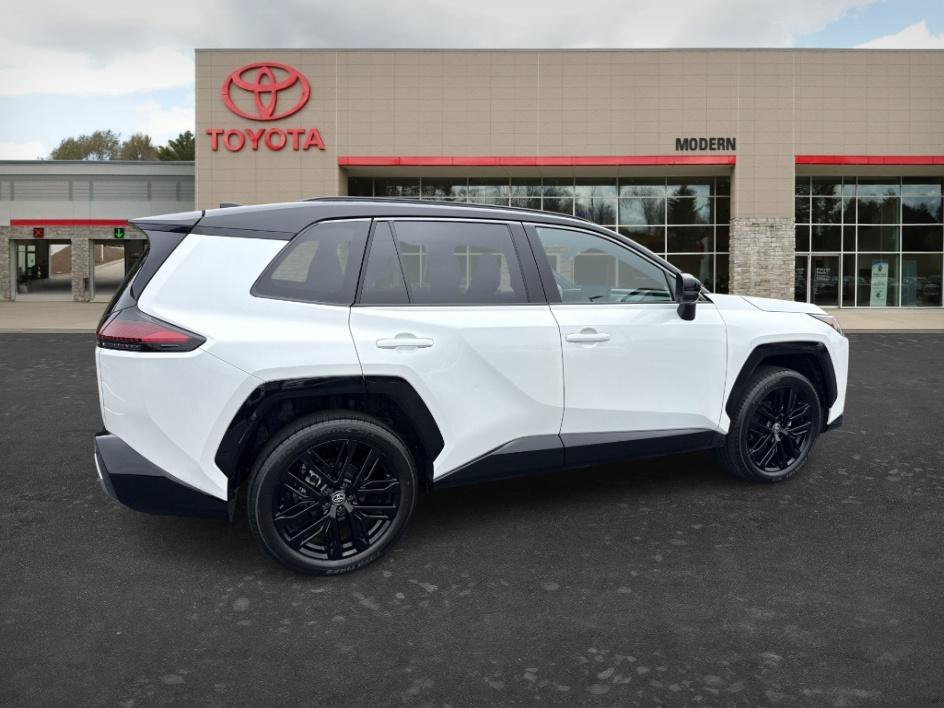 Used 2026 Wind Chill Pearl w/Black Roof Toyota XSE image 6