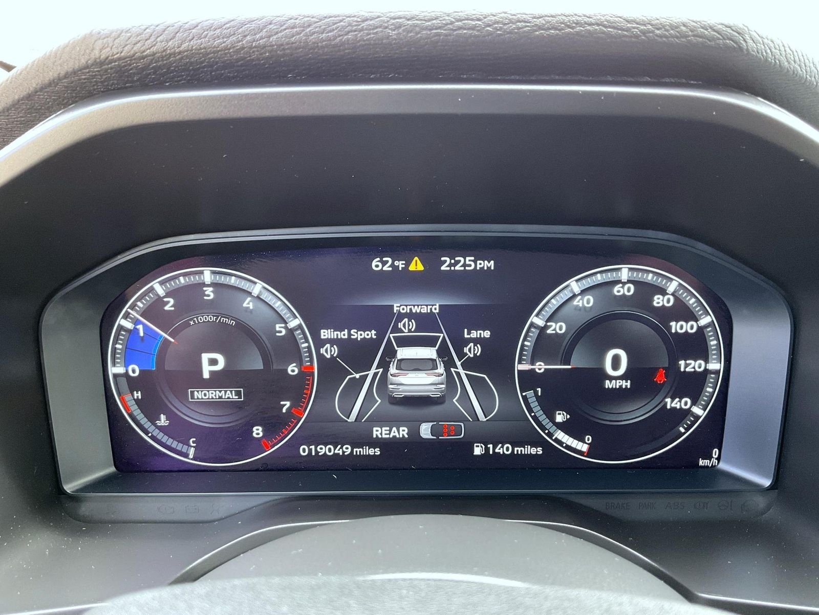 Used 2023 Red Mitsubishi SE image 12