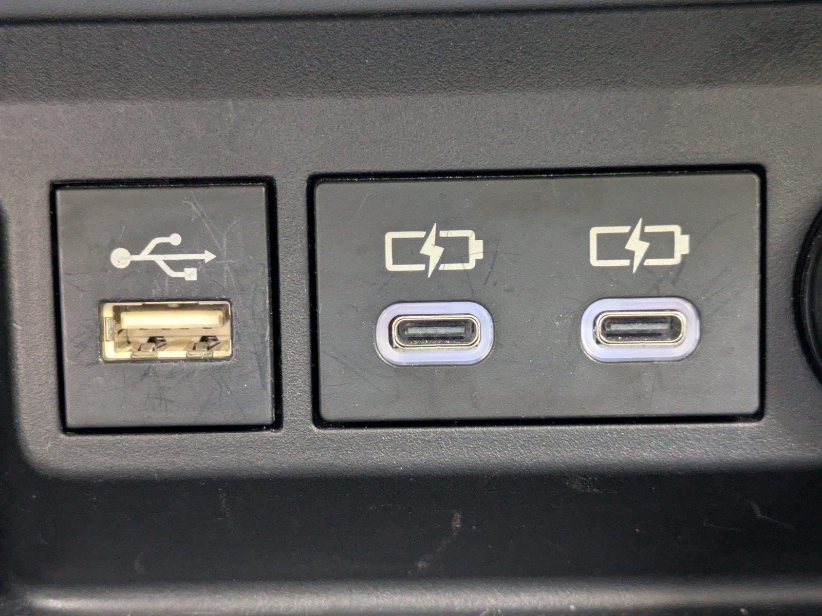 Used 2023 Wind Chill Pearl TOYOTA  image 22