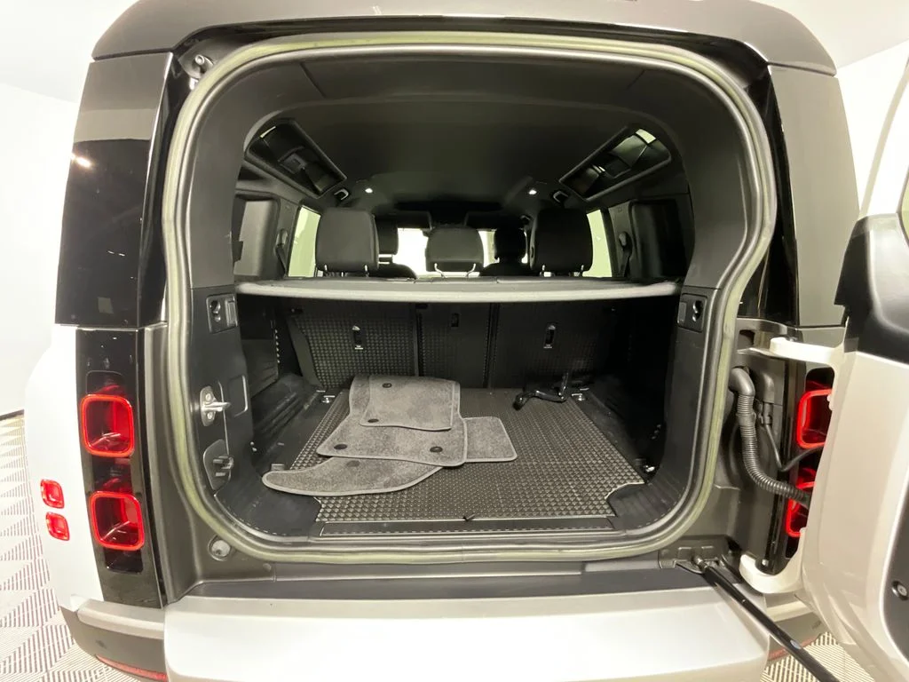 Certified Used 2023 White Land Rover S image 26