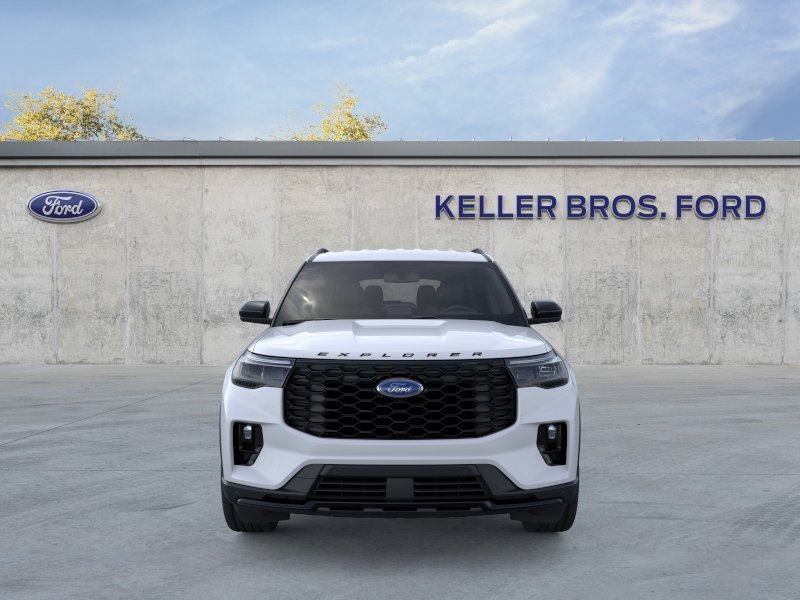 New 2026 Space White Metallic Ford ST-Line image 7