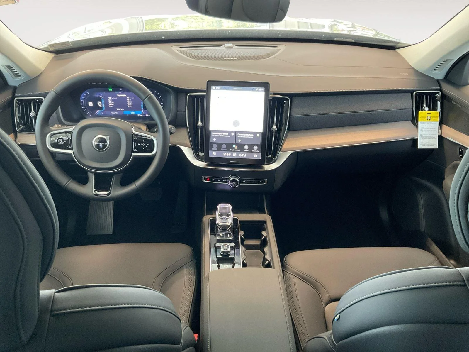 2026 Volvo XC90 Plus - Photo 10
