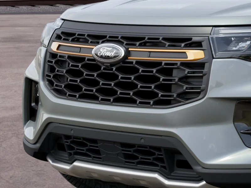 New 2027 White Ford 4DR AWD TREMOR image 30