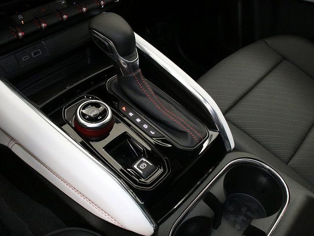 2025 GMC Canyon AT4 - Photo 23